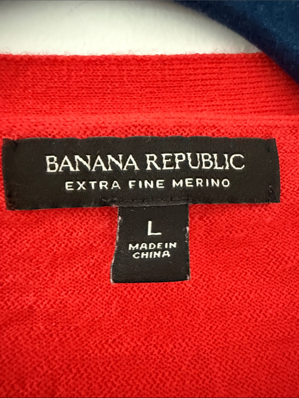 Banana Republic Women's Burnt Orange V-Neck Button Cardigan - Picture 2 of 4